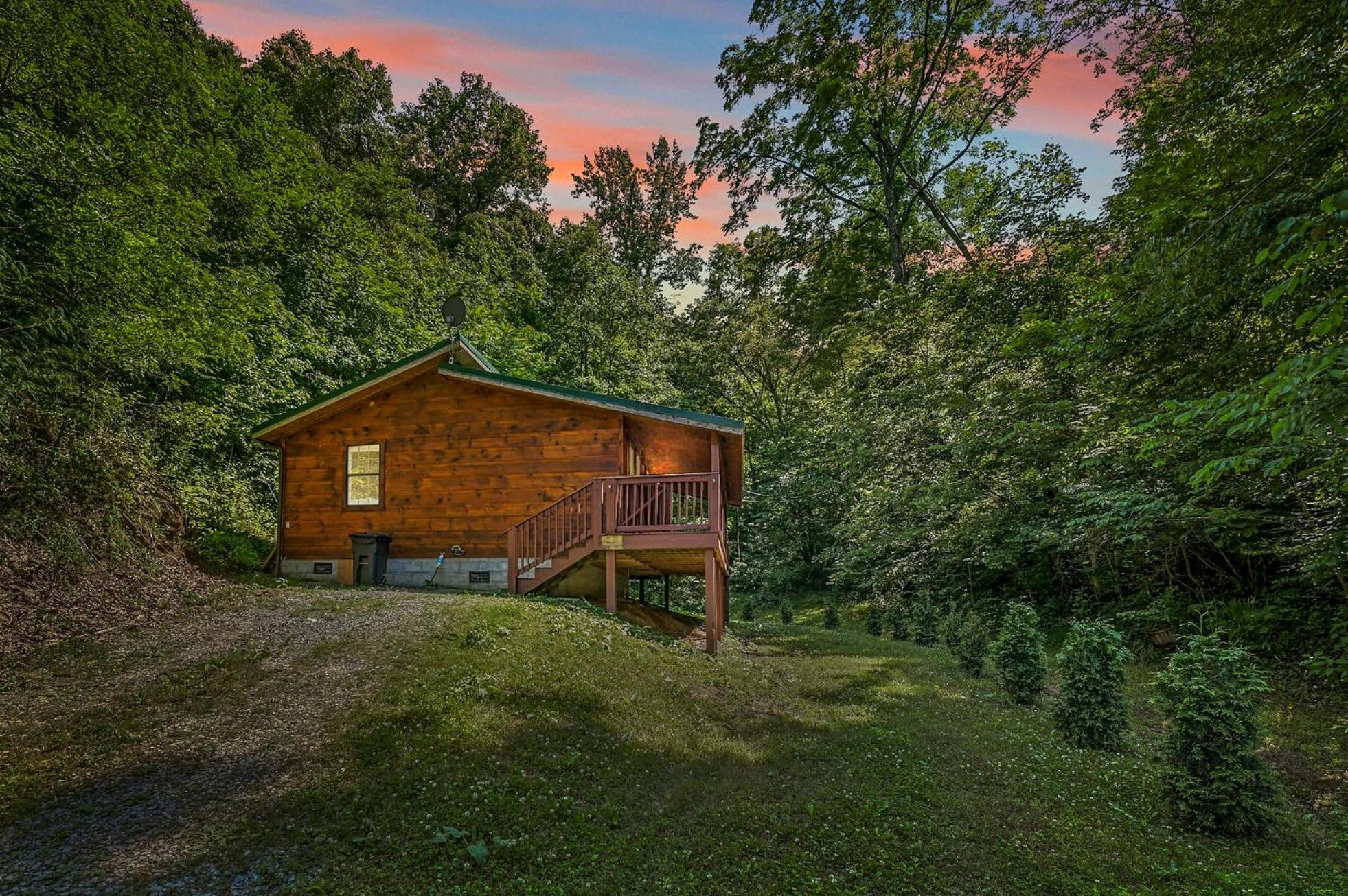 Smoky Mountains Hut Tub Cabin Dog Friendly Sevierville Εξωτερικό φωτογραφία