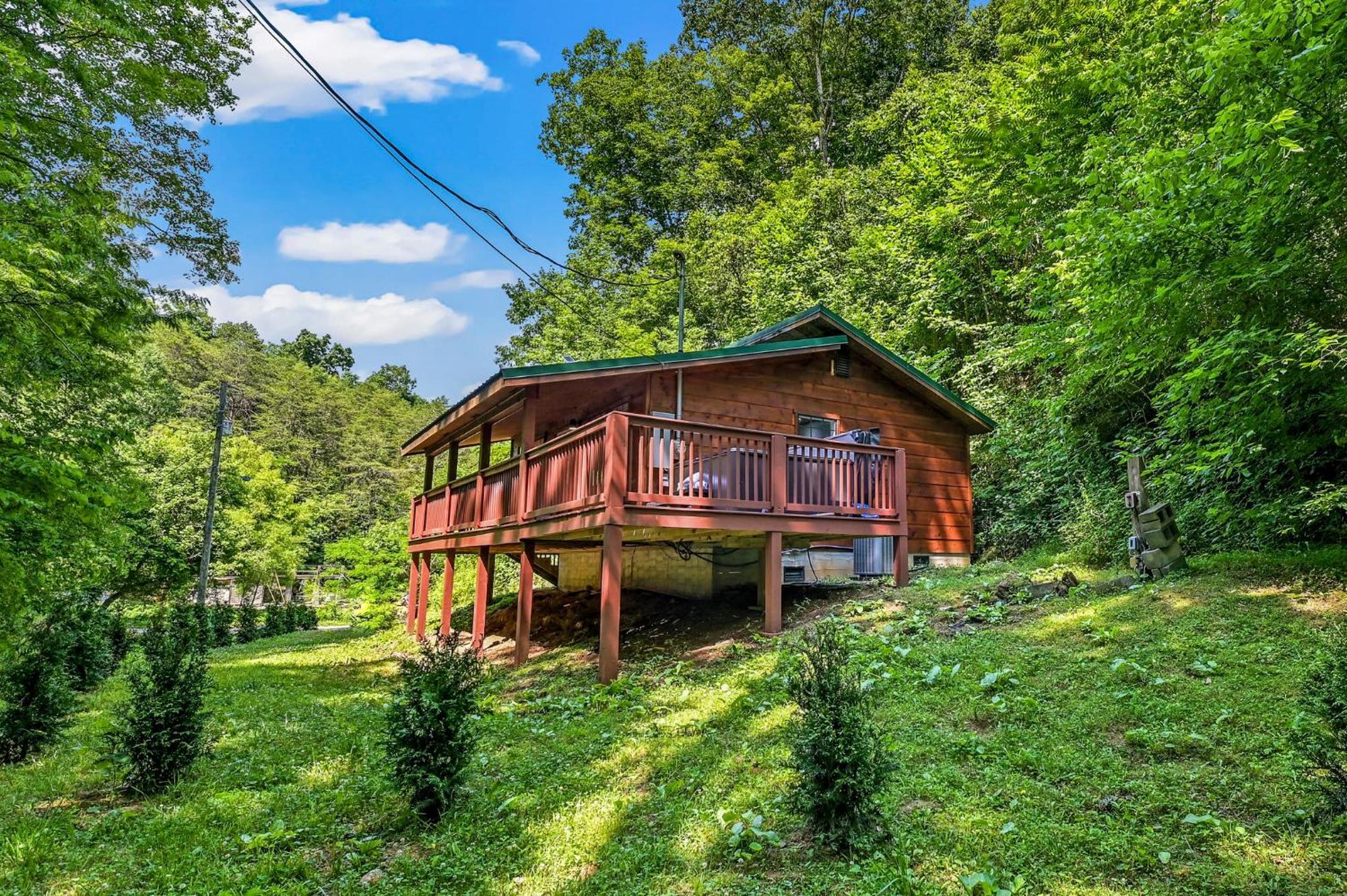 Smoky Mountains Hut Tub Cabin Dog Friendly Sevierville Εξωτερικό φωτογραφία