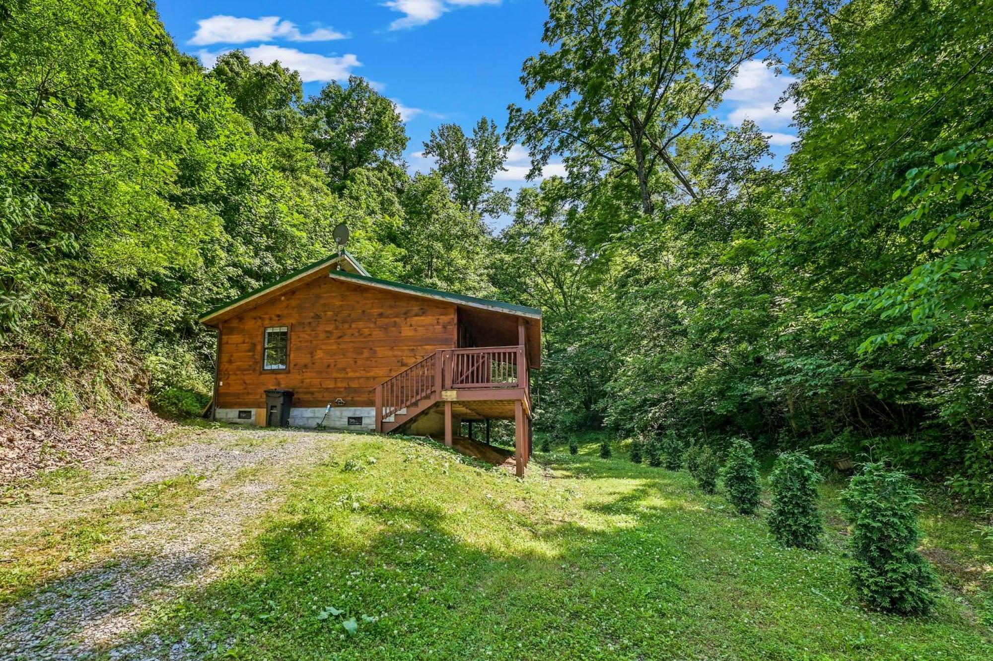 Smoky Mountains Hut Tub Cabin Dog Friendly Sevierville Εξωτερικό φωτογραφία